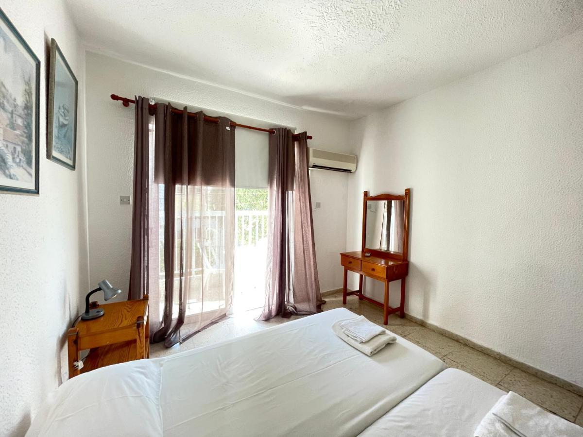 Dream Studio270M From The Beach Paphos Exterior foto